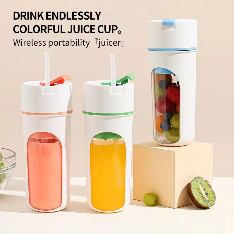 Rechargeable Juicer with Straw